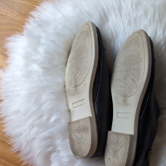 Pikolinos Black Leather Loafers - Picture 2 of 3